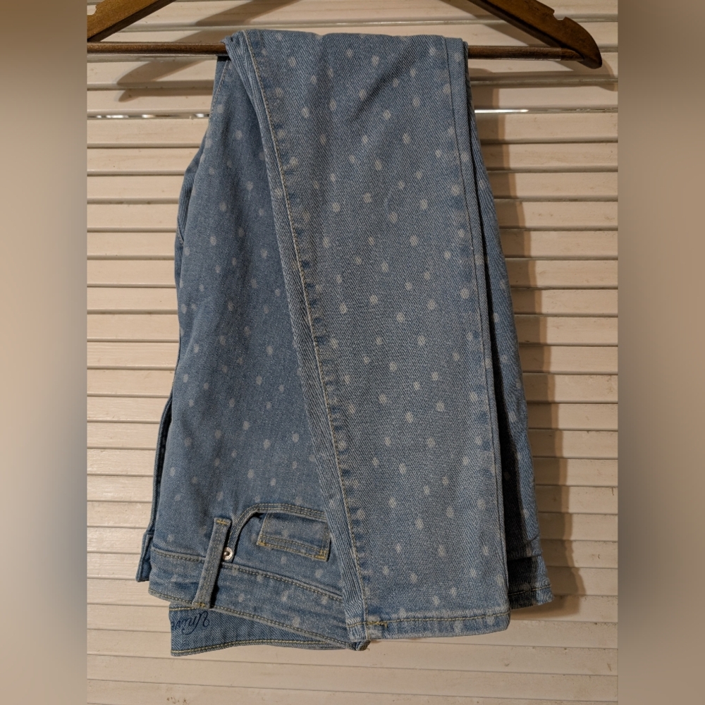 Target Women's Light Blue Jeans - Picture 2 of 2